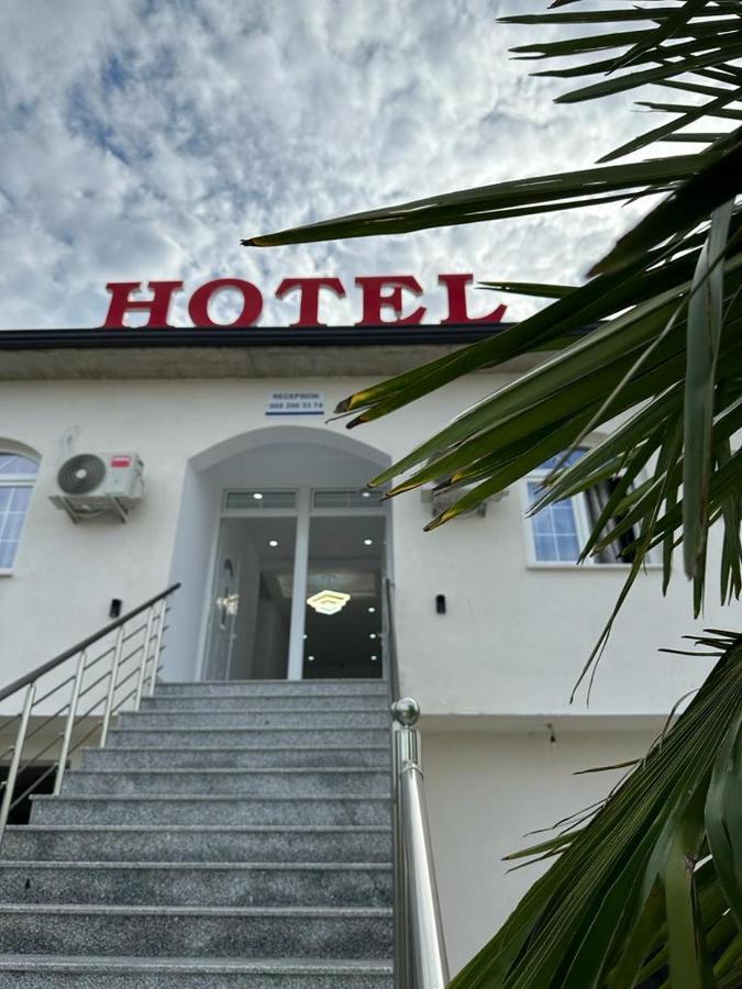 Hotel A & V Dodani Deja's Ford エクステリア 写真